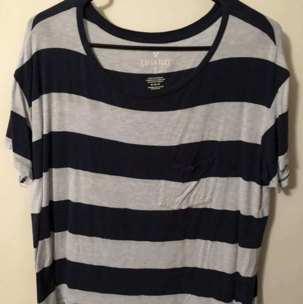 American eagle shirt.